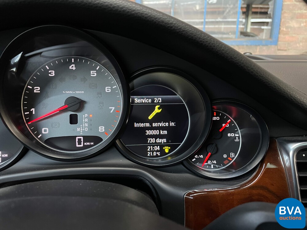 Porsche Panamera 4S4.8 V8 400PS 2011.