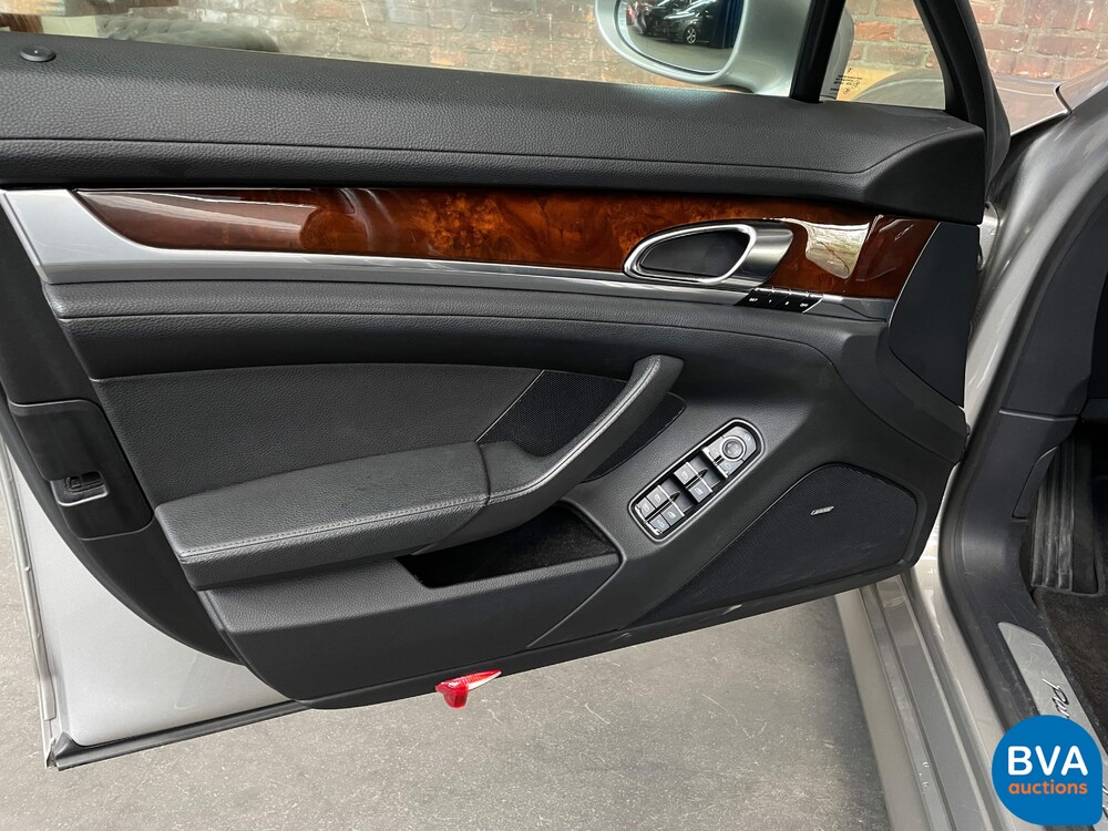 Porsche Panamera 4S4.8 V8 400PS 2011.