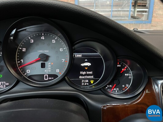 Porsche Panamera 4S 4.8 V8 400hp 2011.