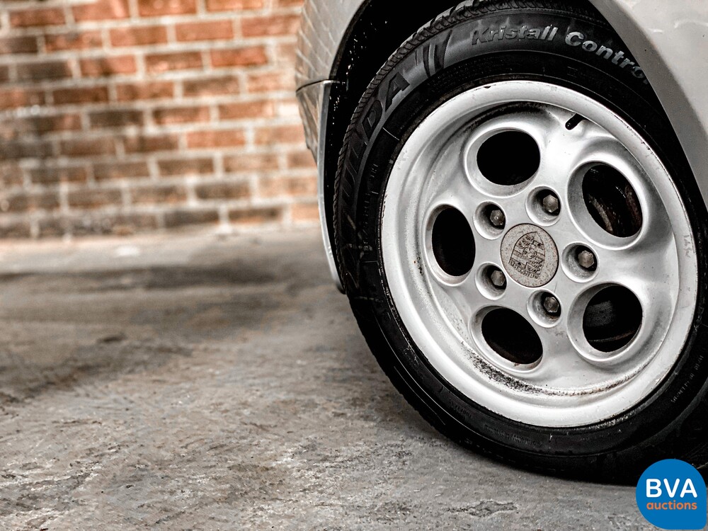 Porsche 944 Coupe Typ 2 1985.