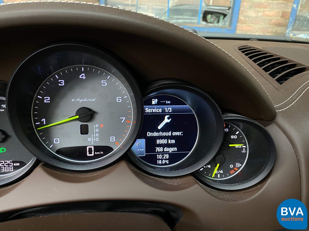 Porsche Cayenne 3.0 S E-Hybrid 462pk Plug-In Hybrid 2015 -Original NL-, GK-506-R.