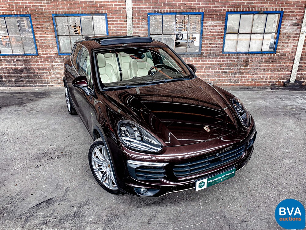 Porsche Cayenne 3.0 S E-Hybrid 462pk Plug-In Hybrid 2015 -Original NL-, GK-506-R.