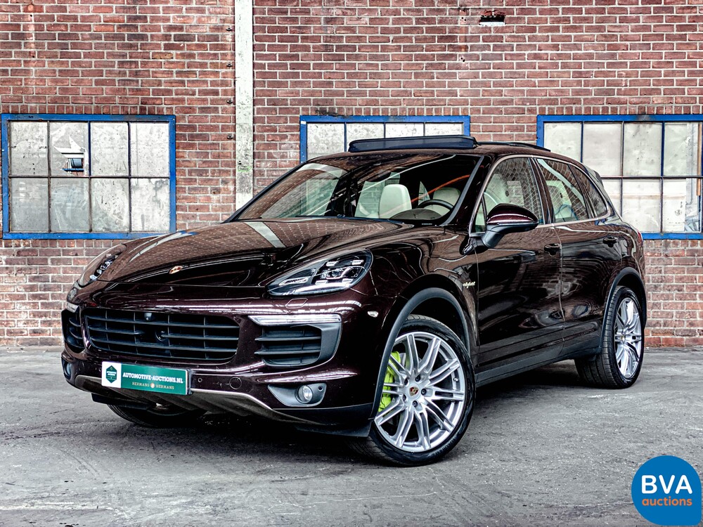 Porsche Cayenne 3.0 S E-Hybrid 462pk Plug-In Hybrid 2015 -Original NL-, GK-506-R.