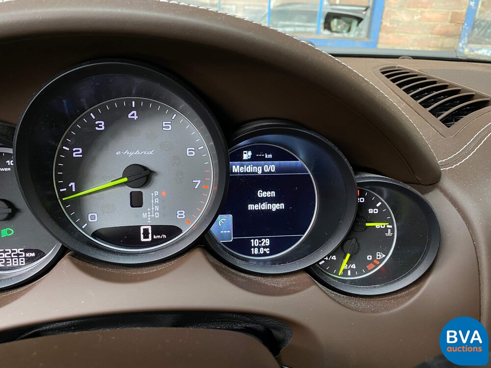 Porsche Cayenne 3.0 S E-Hybrid 462pk Plug-In Hybrid 2015 -Original NL-, GK-506-R.