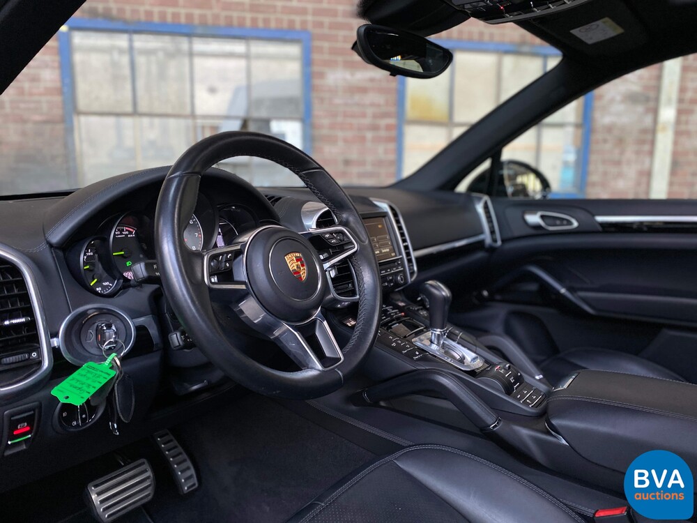 Porsche Cayenne 3.0 S E-Hybrid 416pk 2014 -Original NL-, 8-XZR-10.