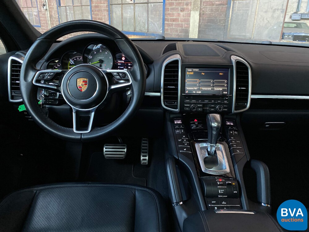 Porsche Cayenne 3.0 S E-Hybrid 416pk 2014 -Original NL-, 8-XZR-10.