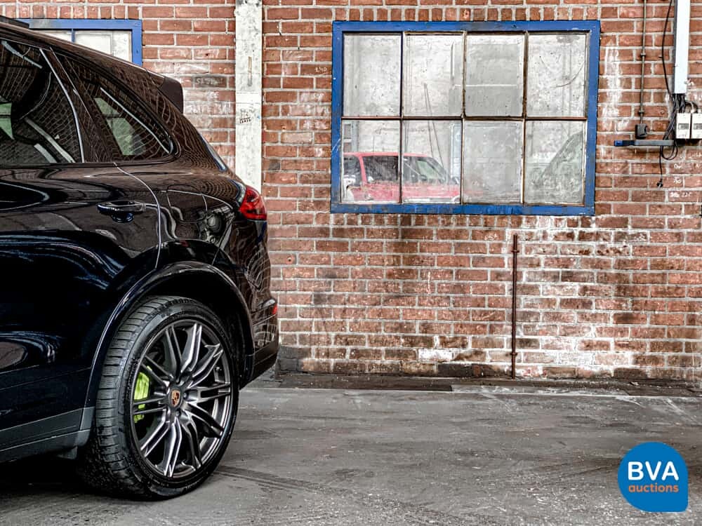 Porsche Cayenne 3.0 S E-Hybrid 416pk 2014 -Original NL-, 8-XZR-10.