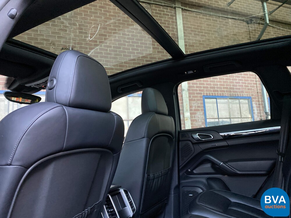 Porsche Cayenne 3.0 S E-Hybrid 416pk 2014 -Original NL-, 8-XZR-10.