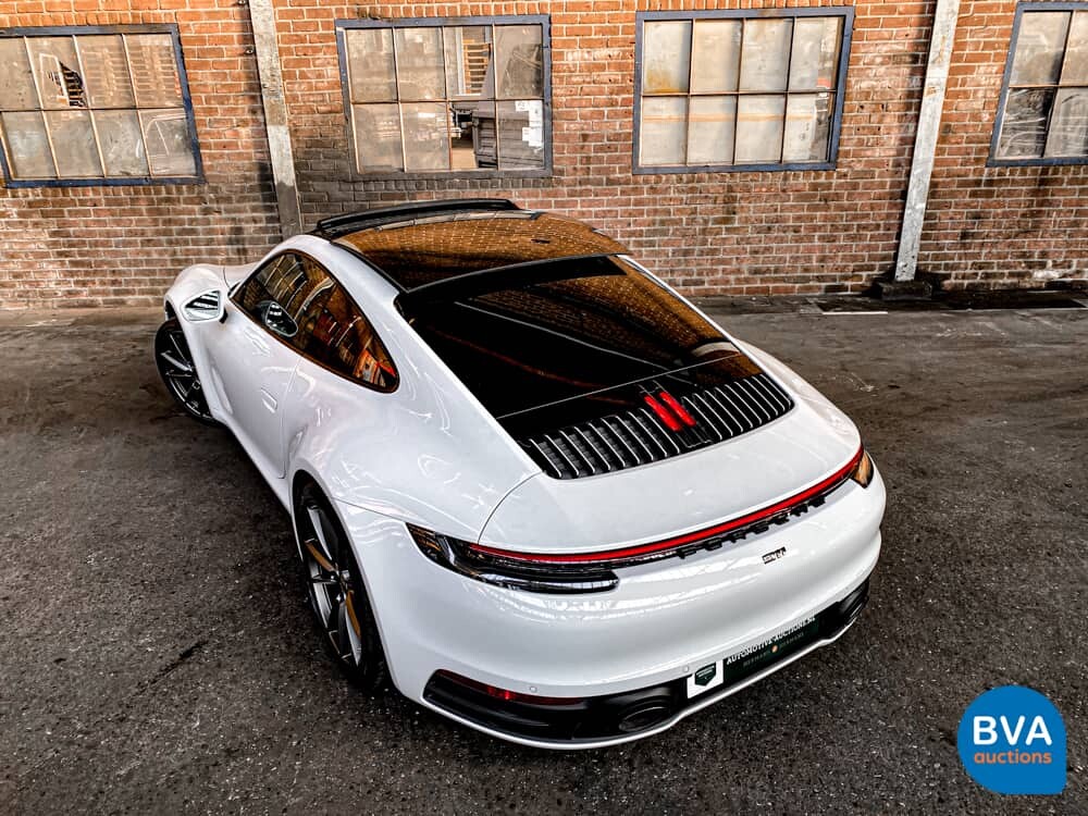 Porsche 911 992 Carrera 4S 3.0 450PS 2021 Garantie NW-Modell.