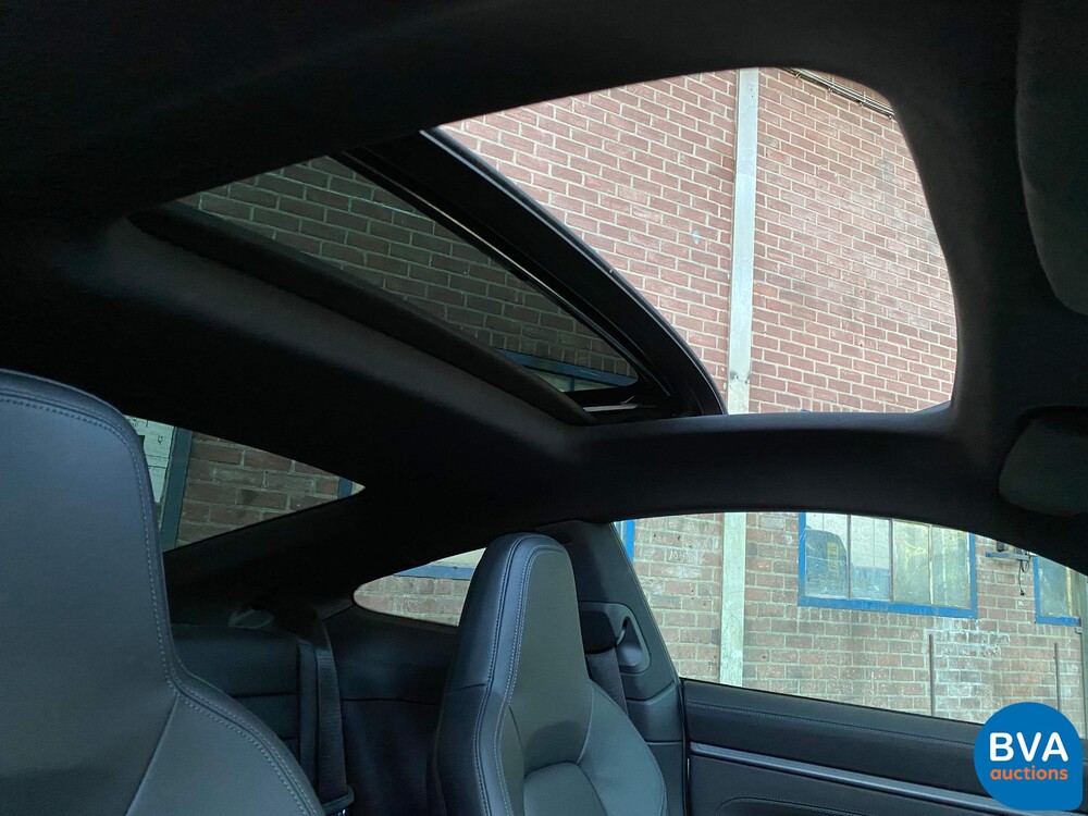 Porsche 911 992 Carrera 4S 3.0 450PS 2021 Garantie NW-Modell.