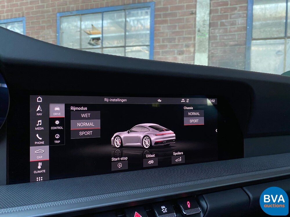 Porsche 911 992 Carrera 4S 3.0 450PS 2021 Garantie NW-Modell.