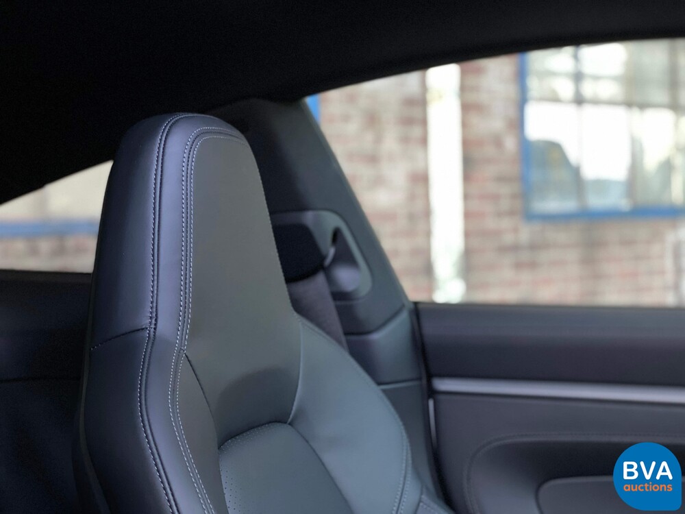 Porsche 911 992 Carrera 4S 3.0 450PS 2021 Garantie NW-Modell.