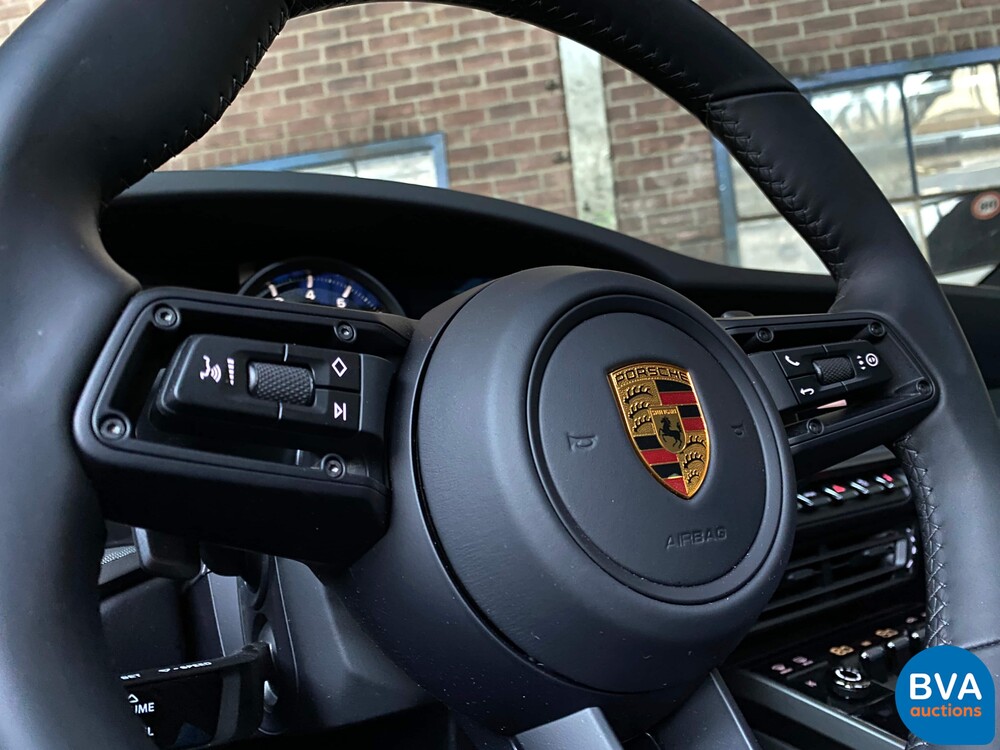 Porsche 911 992 Carrera 4S 3.0 450PS 2021 Garantie NW-Modell.