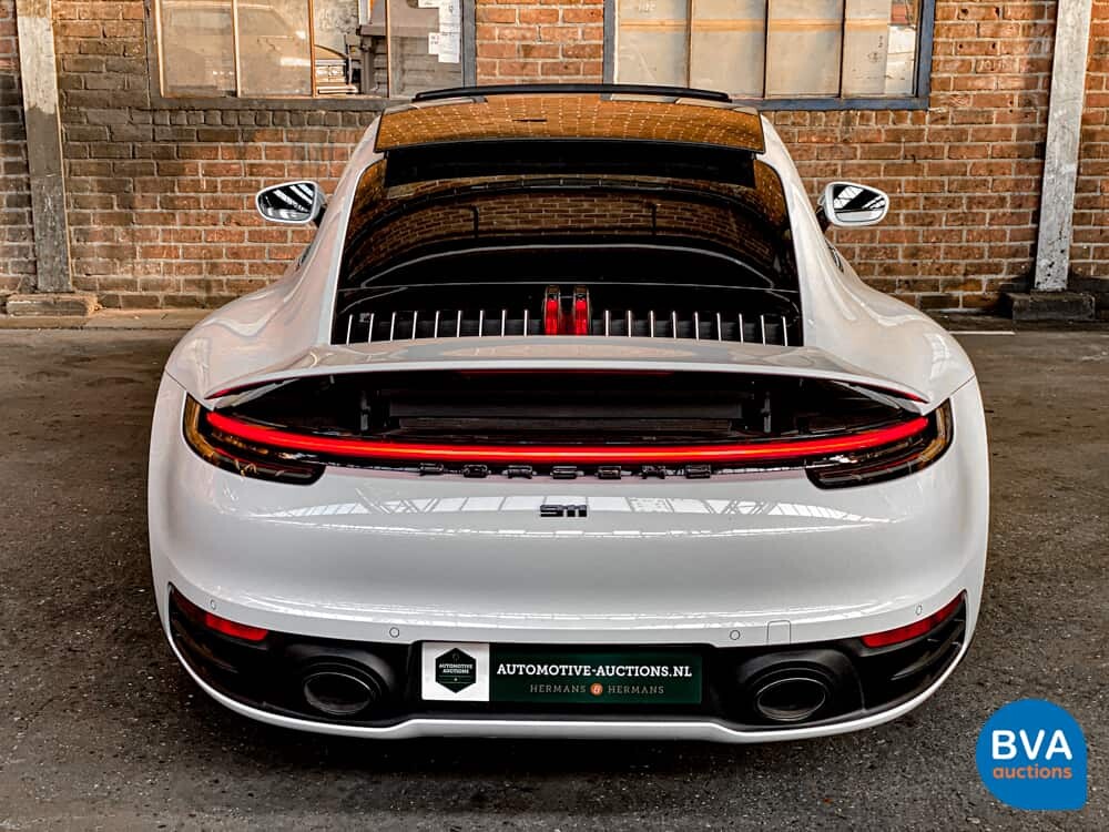 Porsche 911 992 Carrera 4S 3.0 450PS 2021 Garantie NW-Modell.
