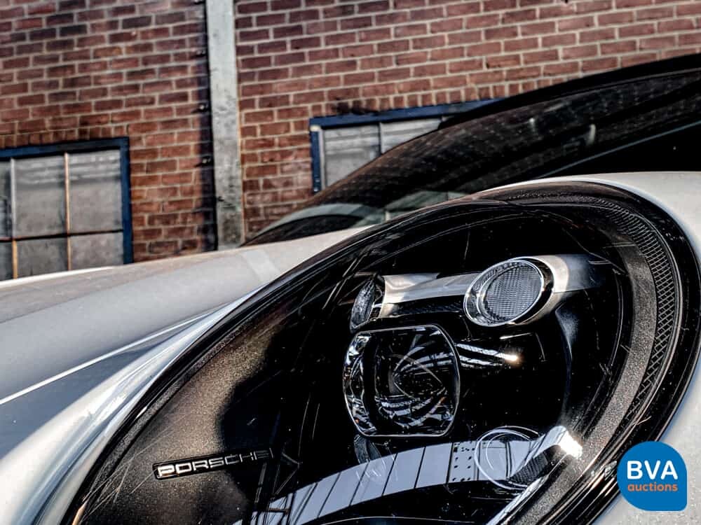 Porsche 911 992 Carrera 4S 3.0 450PS 2021 Garantie NW-Modell.