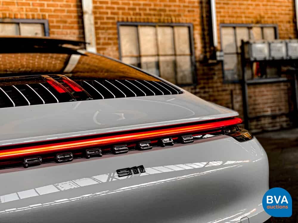 Porsche 911 992 Carrera 4S 3.0 450PS 2021 Garantie NW-Modell.