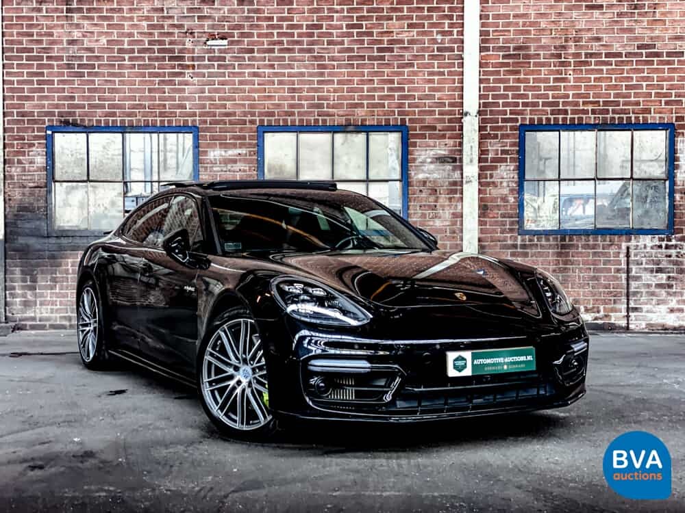 Porsche Panamera2.9 V6 Bi-Turbo Plug-In Hybrid PDK 462pk Sport-Chrono 2018.
