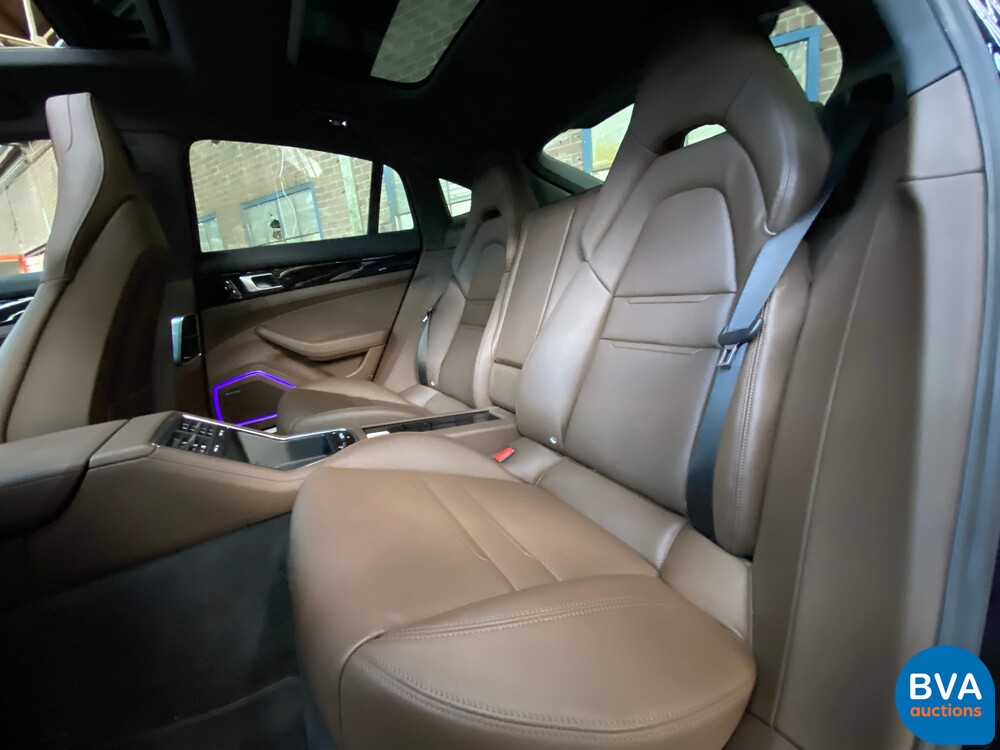 Porsche Panamera2.9 V6 Bi-Turbo Plug-In Hybrid PDK 462pk Sport-Chrono 2018.