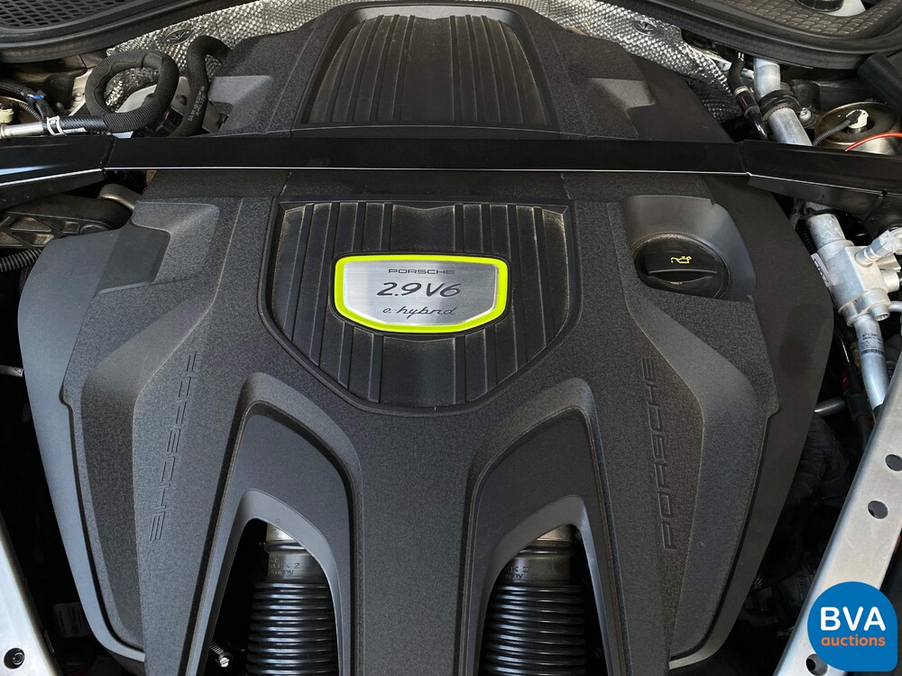 Porsche Panamera2.9 V6 Bi-Turbo Plug-In Hybrid PDK 462pk Sport-Chrono 2018.