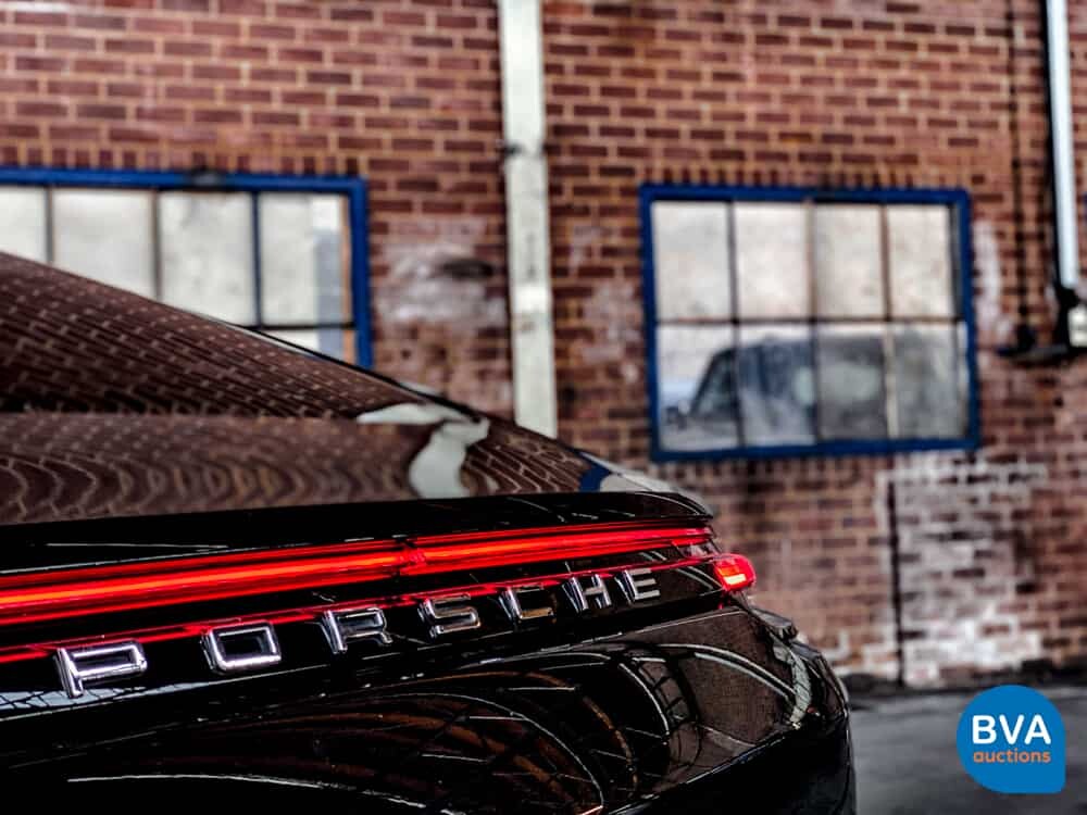 Porsche Panamera2.9 V6 Bi-Turbo Plug-In Hybrid PDK 462pk Sport-Chrono 2018.