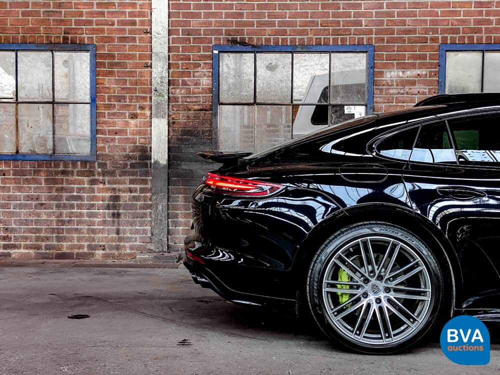 Porsche Panamera2.9 V6 Bi-Turbo Plug-In Hybrid PDK 462pk Sport-Chrono 2018.