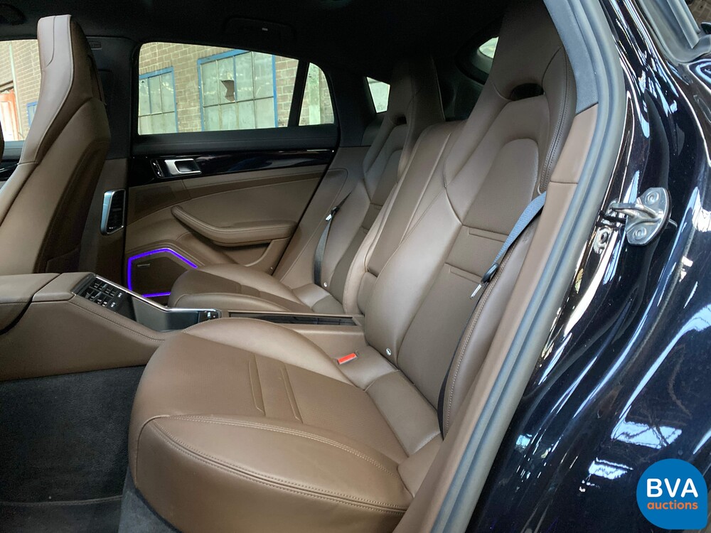 Porsche Panamera2.9 V6 Bi-Turbo Plug-In Hybrid PDK 462pk Sport-Chrono 2018.