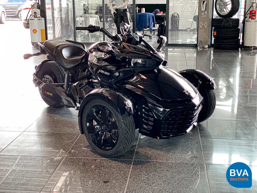 Can-Am Spyder F3 S SE6 115PS 2017 SPECIAL-EDITION SCHWARZ -Org NL-, PP-270-X.