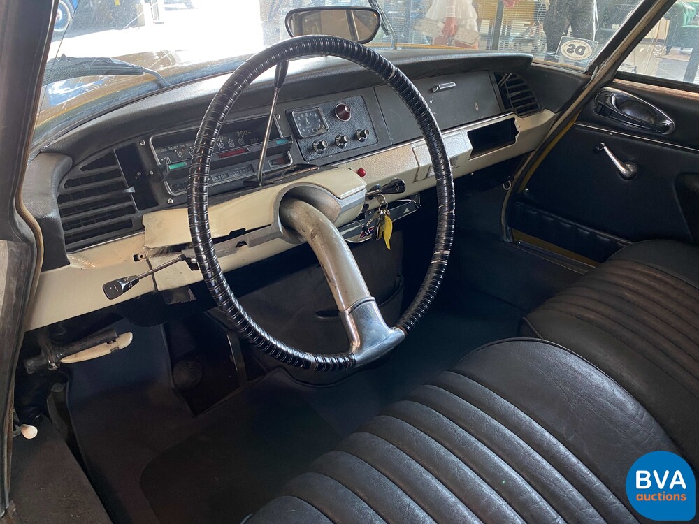 Citroen ID 19 Break 1966, DE-48-70.