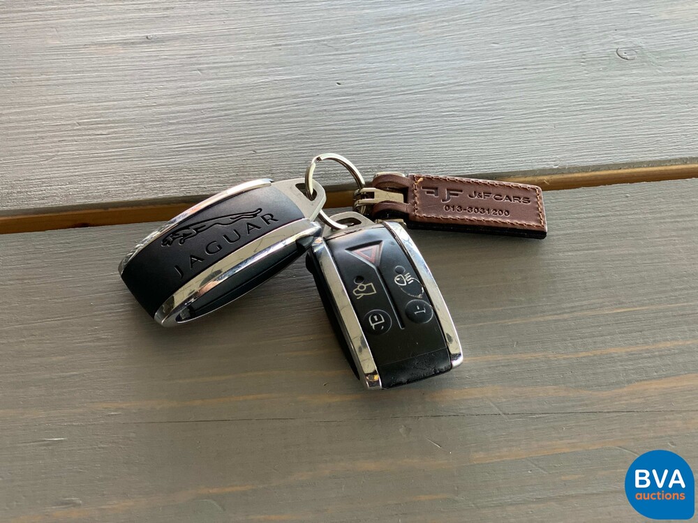 Jaguar XK Cabrio 5.0 V8 Portfolio 385 PS Cabrio 2010.