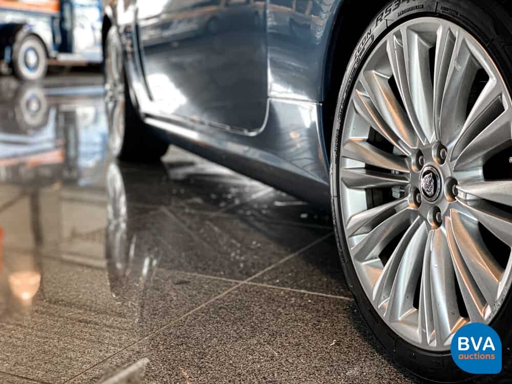 Jaguar XK Cabrio 5.0 V8 Portfolio 385 PS Cabrio 2010.