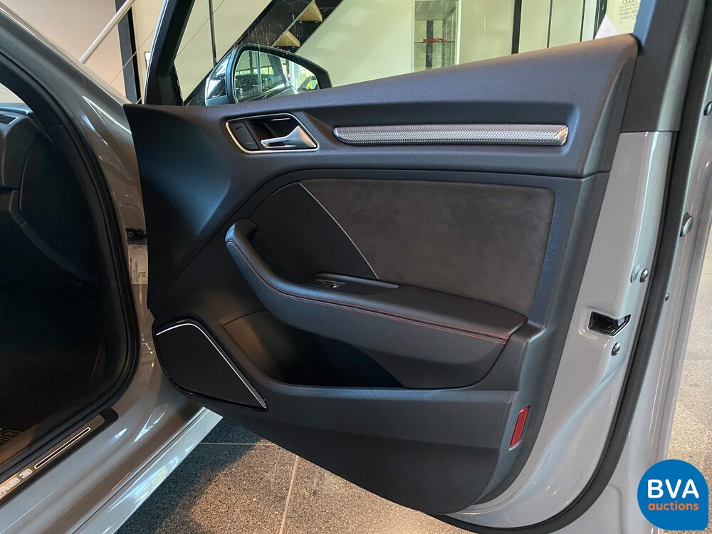 Audi RS3-Limousine 2.5 TFSI Quattro 400PS 2019 Facelift, H-032-XJ.