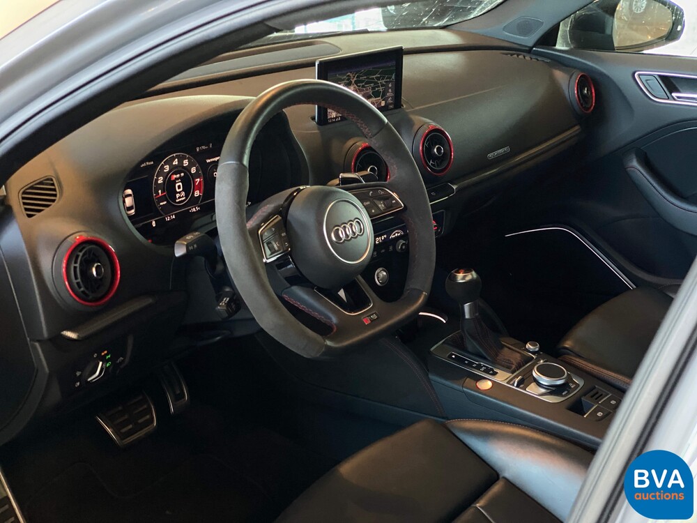Audi RS3-Limousine 2.5 TFSI Quattro 400PS 2019 Facelift, H-032-XJ.