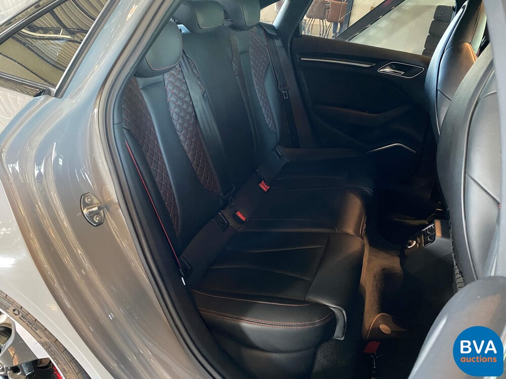 Audi RS3-Limousine 2.5 TFSI Quattro 400PS 2019 Facelift, H-032-XJ.