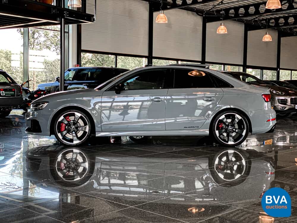 Audi RS3-Limousine 2.5 TFSI Quattro 400PS 2019 Facelift, H-032-XJ.