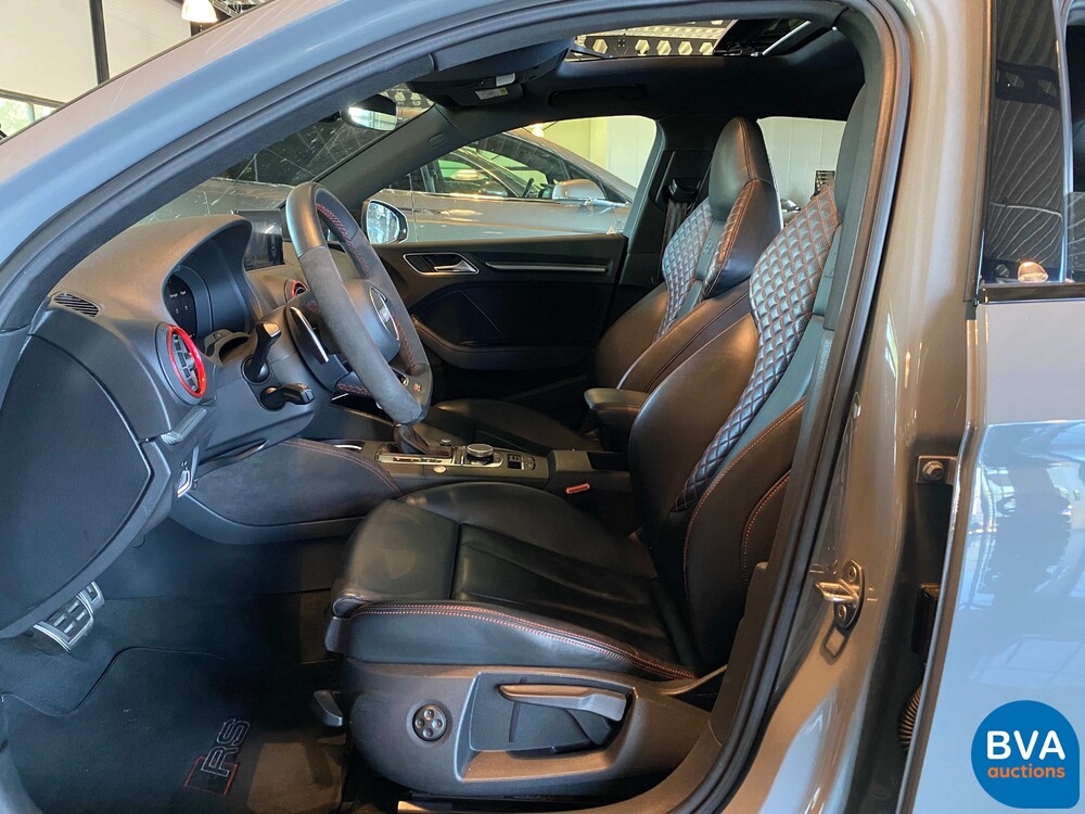 Audi RS3-Limousine 2.5 TFSI Quattro 400PS 2019 Facelift, H-032-XJ.