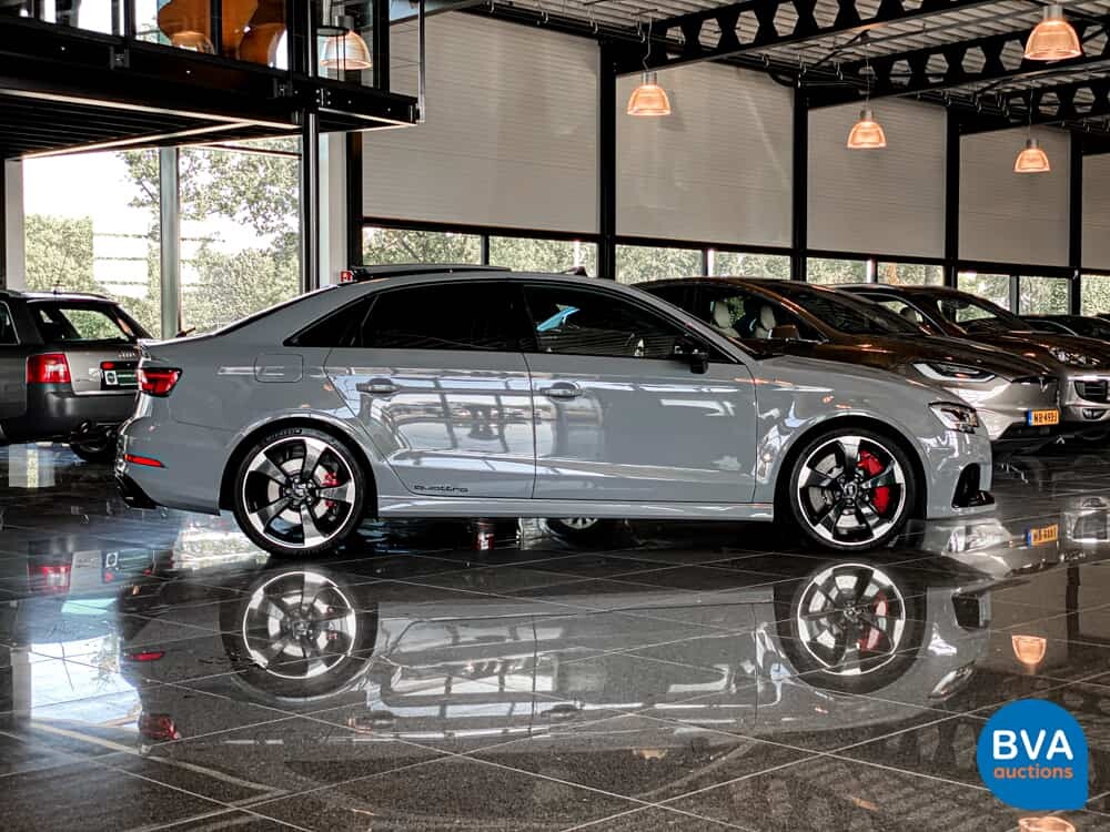 Audi RS3-Limousine 2.5 TFSI Quattro 400PS 2019 Facelift, H-032-XJ.