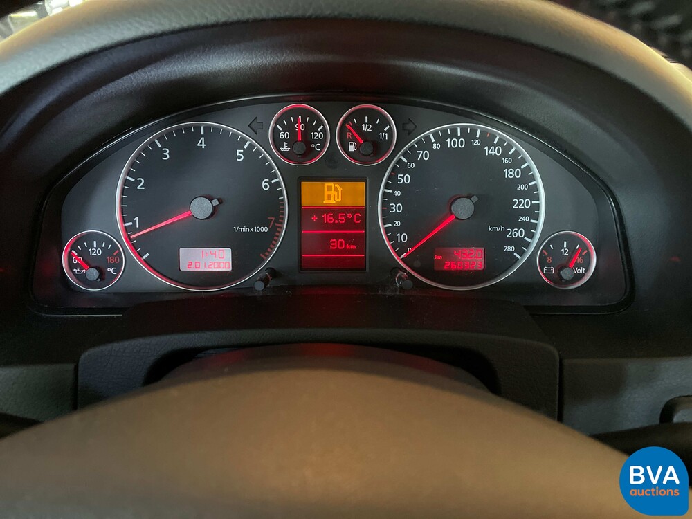 Audi Allroad Quattro 2.7 V6 Low Range Exclusive 250PS 2002, -Org NL- 68-JJ-PJ.