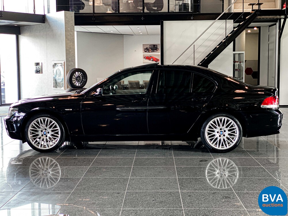 BMW 740i High Executive M-Sport 7er 306pk 2005 -Org NL-, 31-RT-XH.