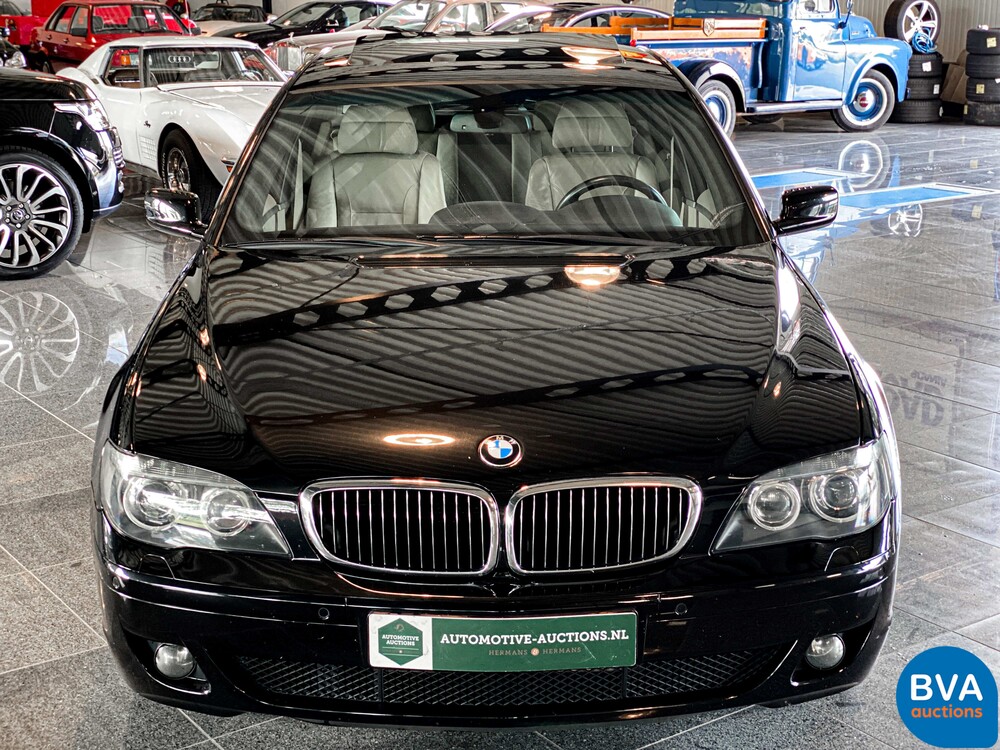 BMW 740i High Executive M-Sport 7er 306pk 2005 -Org NL-, 31-RT-XH.