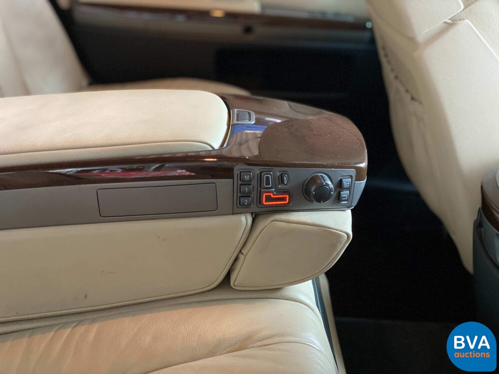 BMW 740i High Executive M-Sport 7er 306pk 2005 -Org NL-, 31-RT-XH.