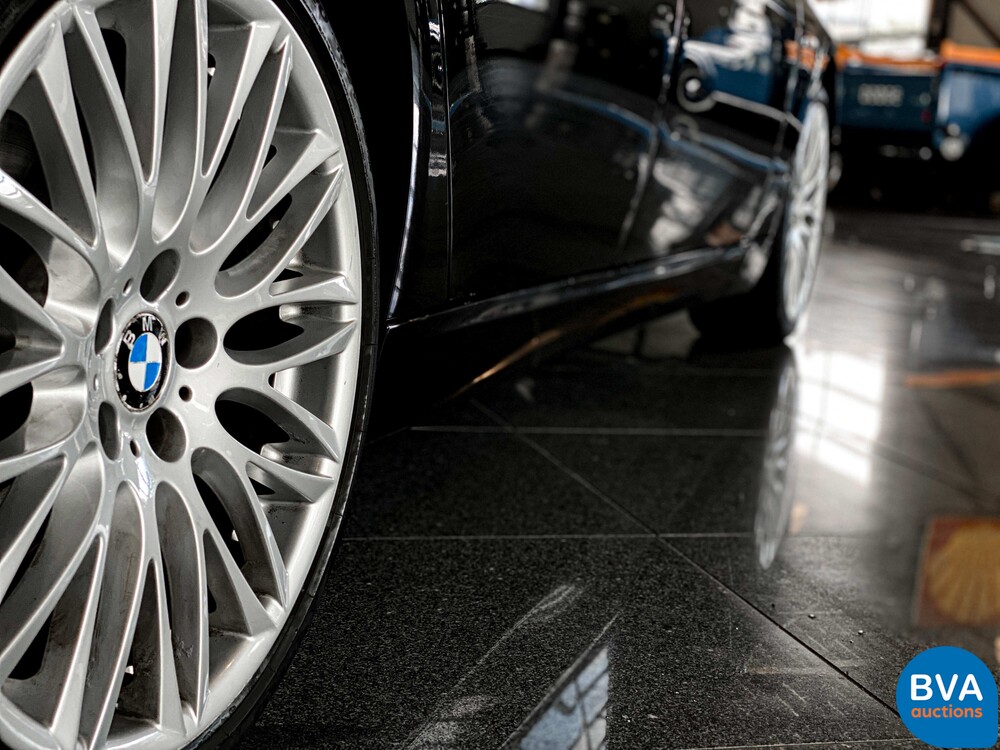 BMW 740i High Executive M-Sport 7er 306pk 2005 -Org NL-, 31-RT-XH.