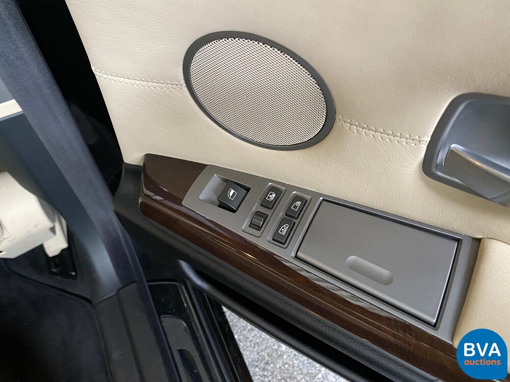 BMW 740i High Executive M-Sport 7er 306pk 2005 -Org NL-, 31-RT-XH.