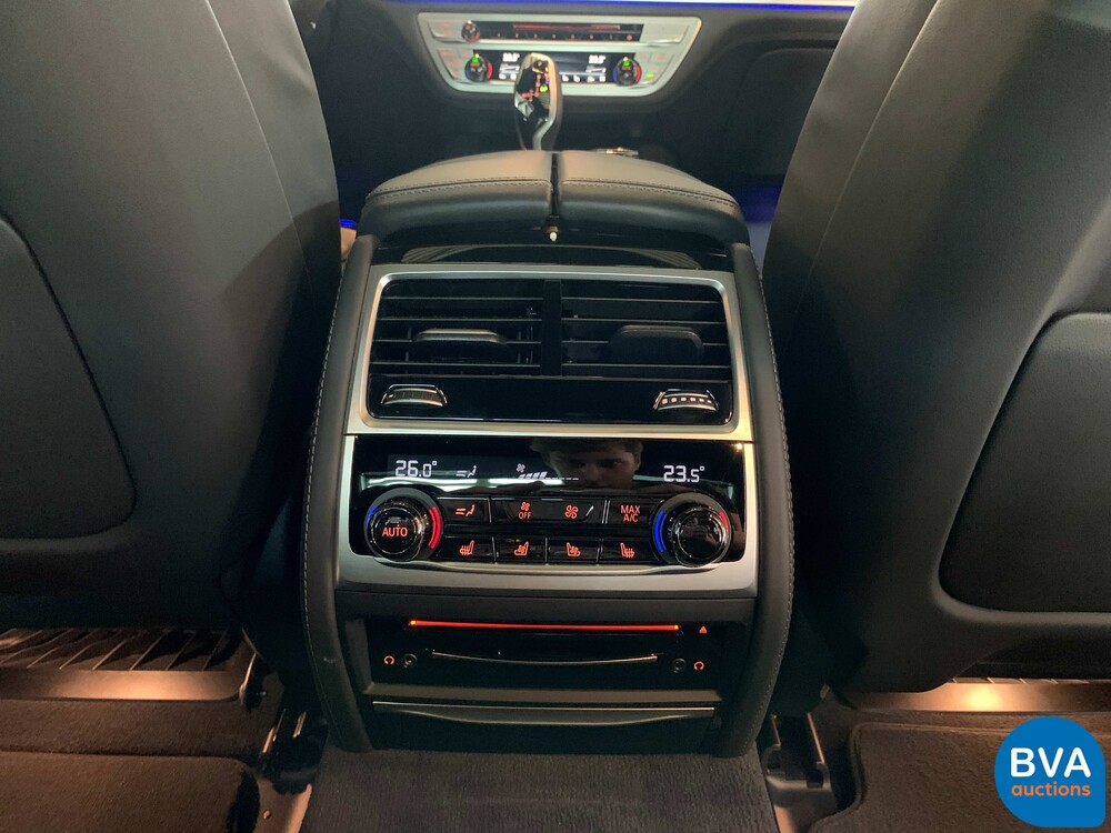 BMW 740Li xDrive High Executive M-Sport 7er LANG 333PS 2021 -GARANTIE-, L-303-RB.