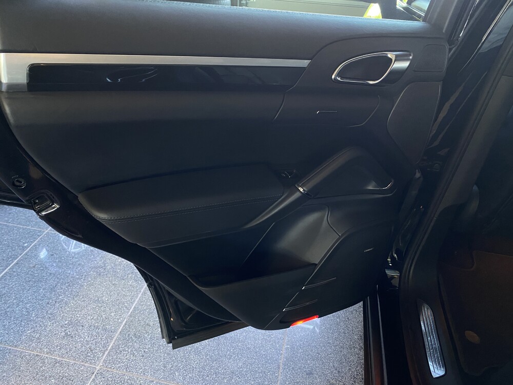 Porsche Cayenne S4.8 V8 Tiptronic 400PS 2011, 62-XVN-5.