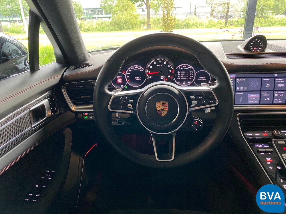 Porsche Panamera 4.0 GTS Sportchrono 460pk 2019, NL Registrierung.