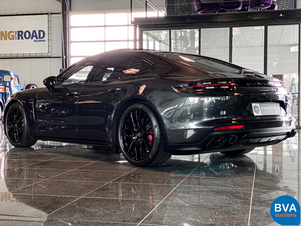 Porsche Panamera 4.0 GTS Sportchrono 460pk 2019, NL Registrierung.