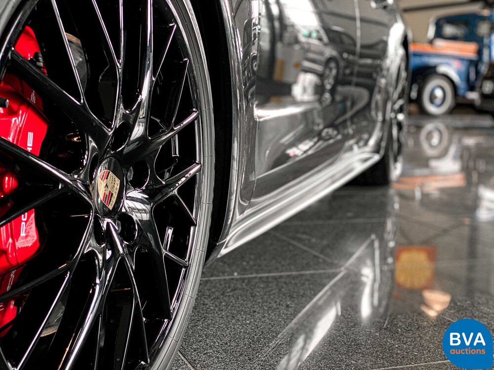 Porsche Panamera 4.0 GTS Sportchrono 460pk 2019, NL Registrierung.
