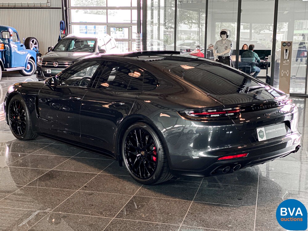 Porsche Panamera 4.0 GTS Sportchrono 460pk 2019, NL Registrierung.