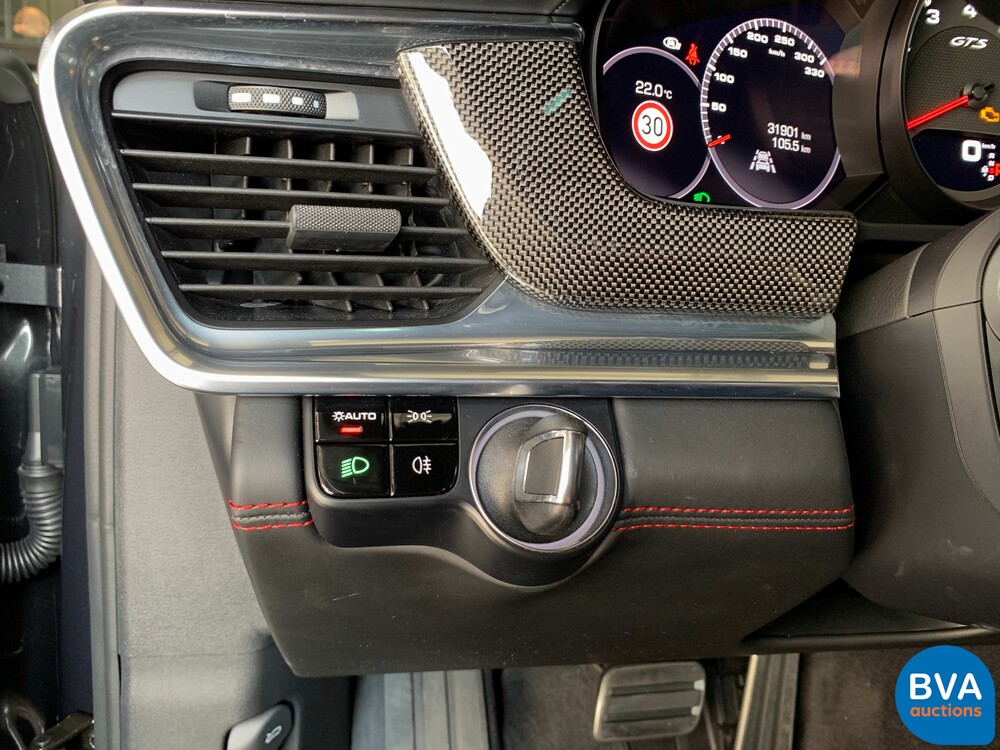 Porsche Panamera 4.0 GTS Sportchrono 460pk 2019, NL Registrierung.