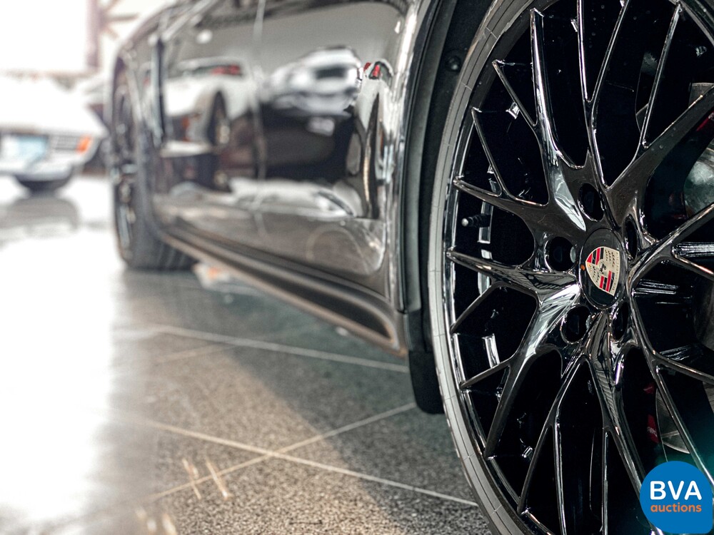 Porsche Panamera 4.0 GTS Sportchrono 460pk 2019, NL Registrierung.